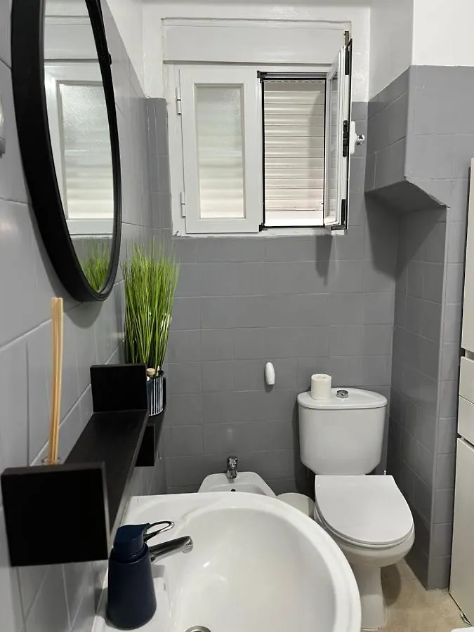 Twelve Home Lisboa 0*,